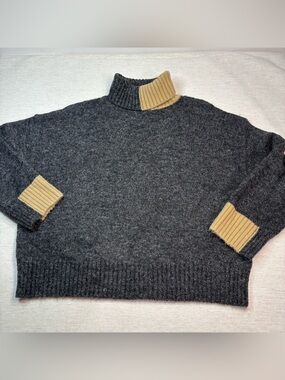 &merci women small oversized Turtleneck wool blend Sweater colorblock gray tan